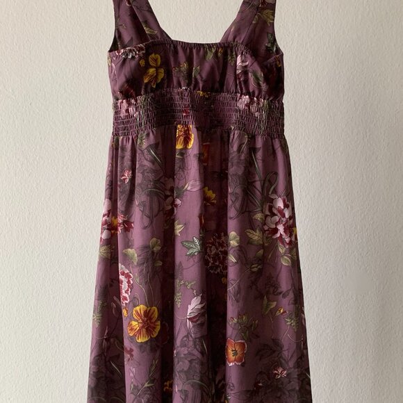 ๐ธ HM Summery Floral Burgundy Midi Dress โ Effortlessly Feminine! ๐ฟ - Picture 3 of 5